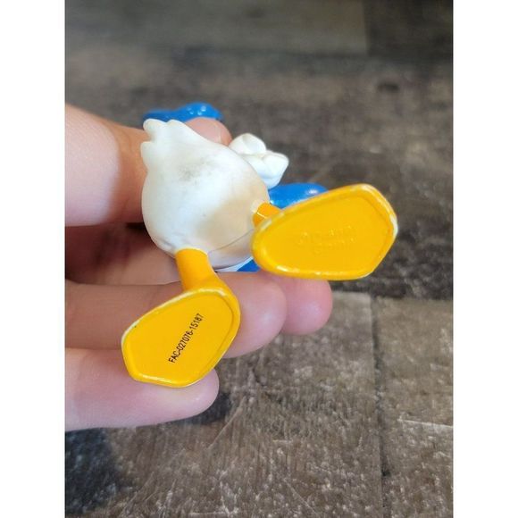 Disney Jolly happy Donald Duck toy figure Mickey Mouse - Picture 4 of 4